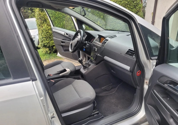 Opel Zafira cena 8900 przebieg: 358000, rok produkcji 2008 z Paczków małe 301
